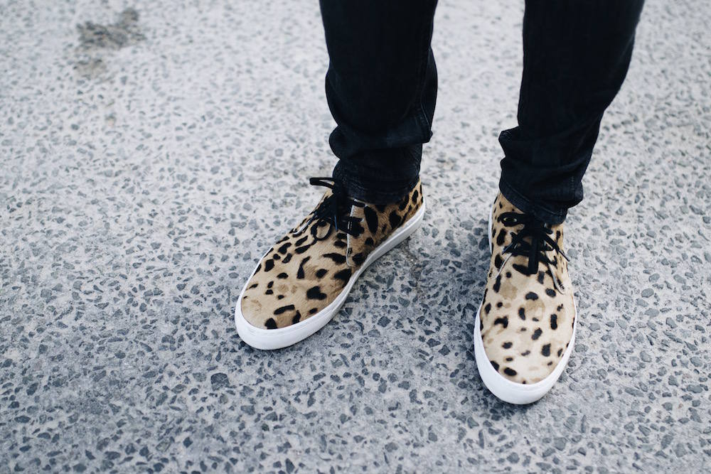 axel arigato leopard chukka